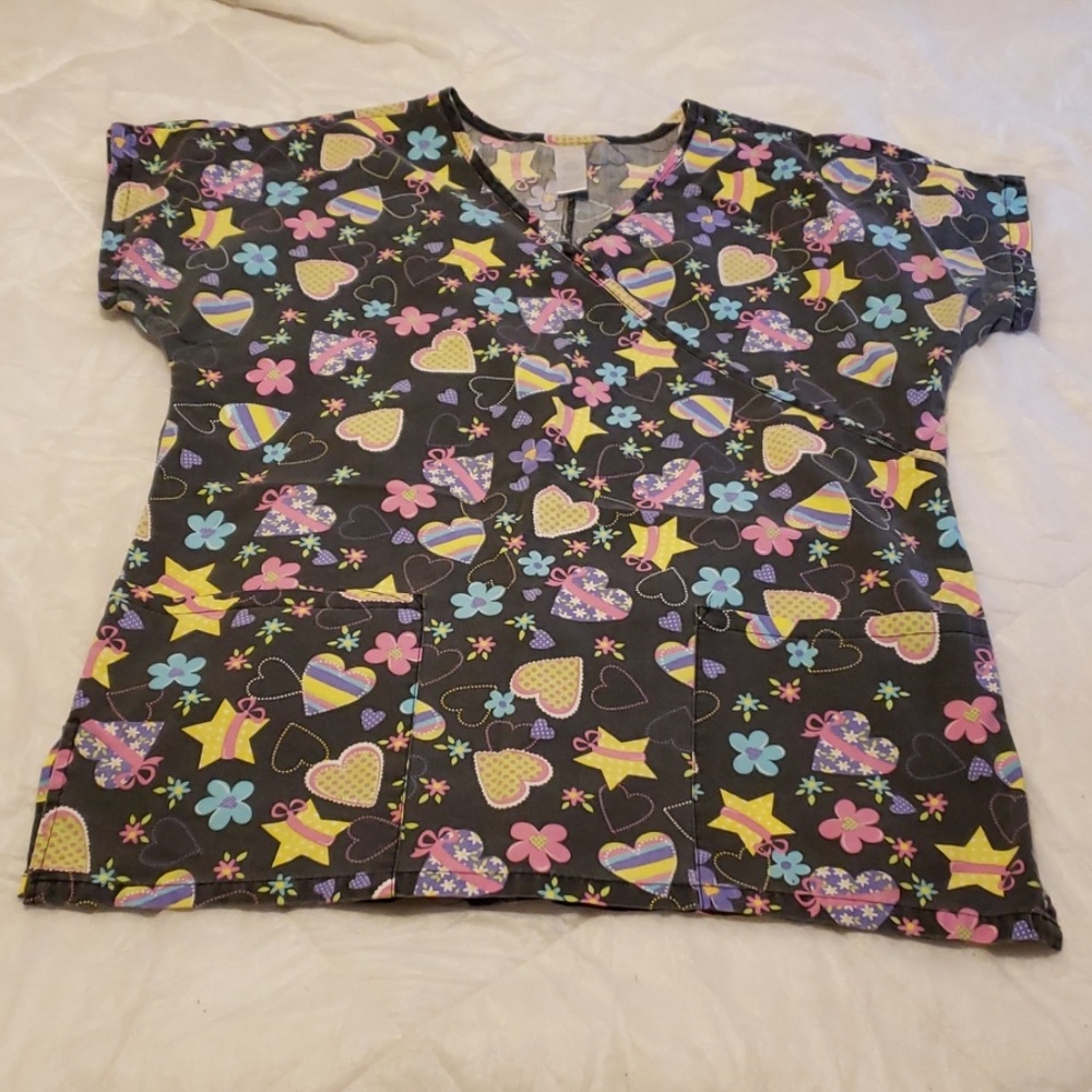 Scrub Top Black with Heart & Stars S